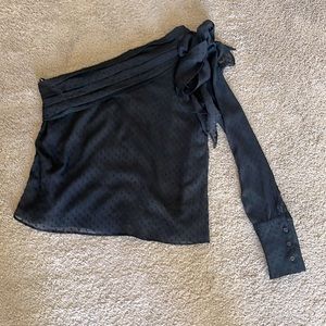 Walter baker one sleeve  black top